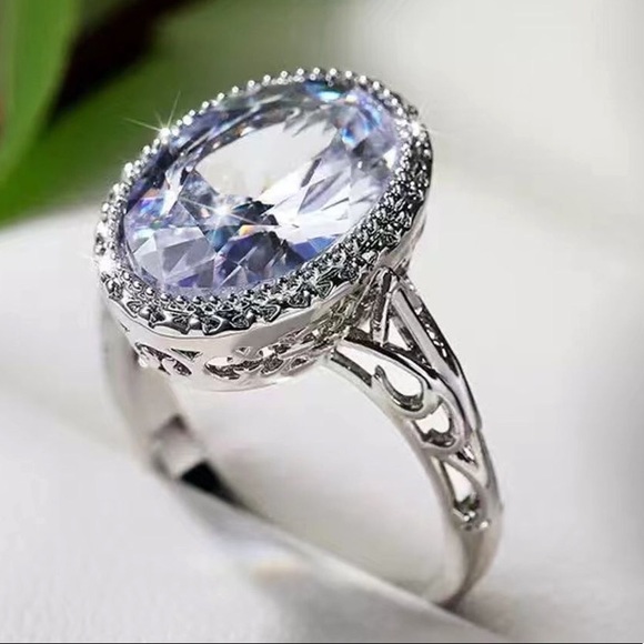 925 Sterling Silver Crystal Geometric Oval Stone Ring size 9 - Picture 3 of 10